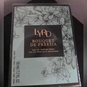 Avon/Lyrd bouquet de freesia perfume 1.7oz